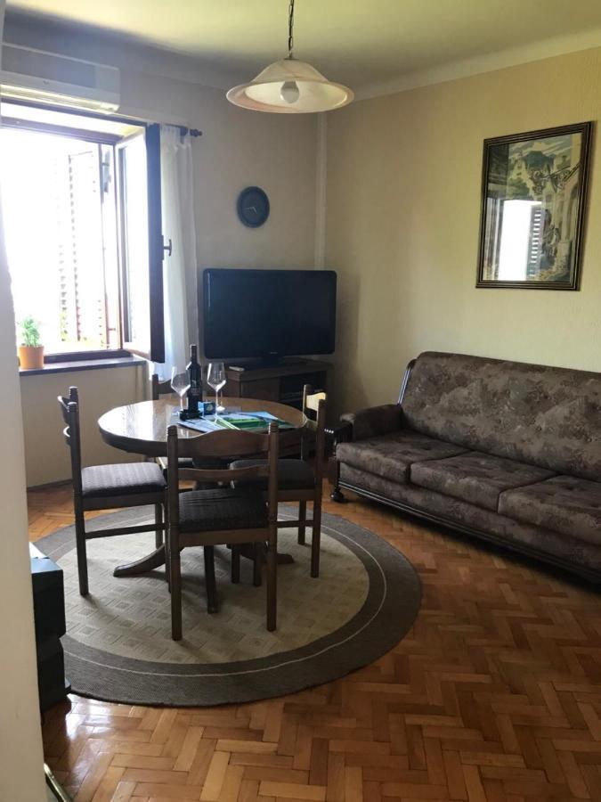 Apartman Nika Rijeka Eksteriør billede